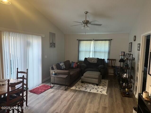 1681 DOGWOOD Circle, Middleburg, FL 32068