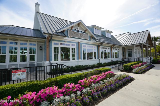 110 FLY LINE Drive, St. Johns, FL 32259