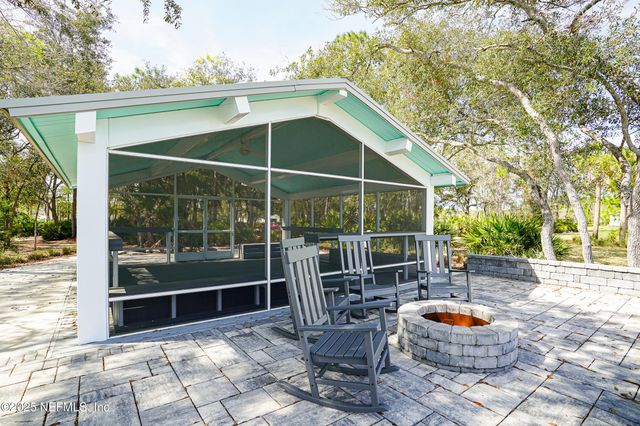 110 FLY LINE Drive, St. Johns, FL 32259