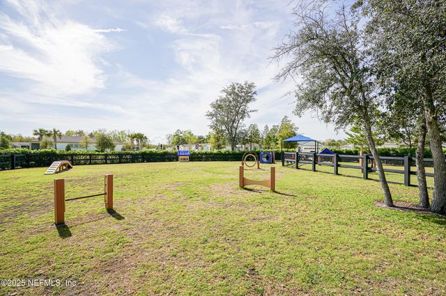 110 FLY LINE Drive, St. Johns, FL 32259