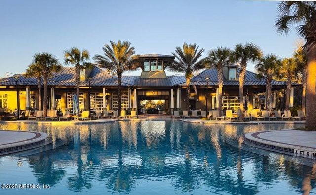 110 FLY LINE Drive, St. Johns, FL 32259