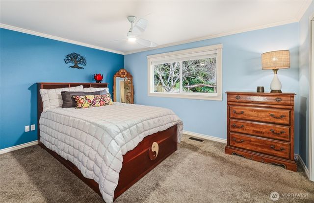 3929 205th Place SW, Lynnwood, WA 98036