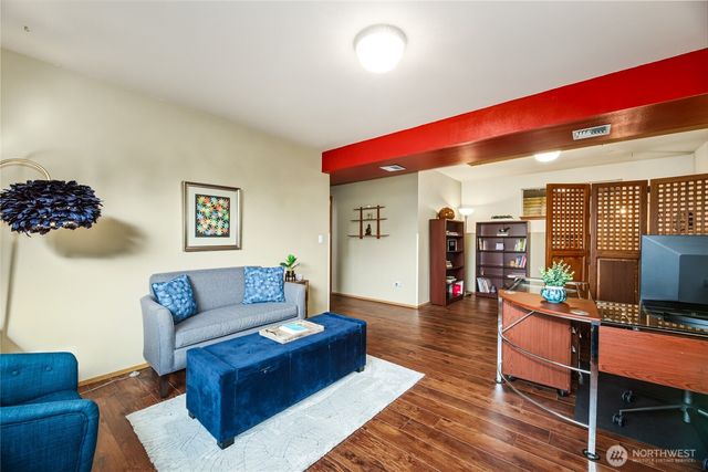 3929 205th Place SW, Lynnwood, WA 98036