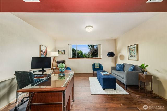 3929 205th Place SW, Lynnwood, WA 98036