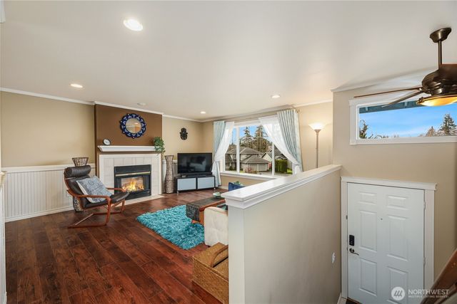 3929 205th Place SW, Lynnwood, WA 98036