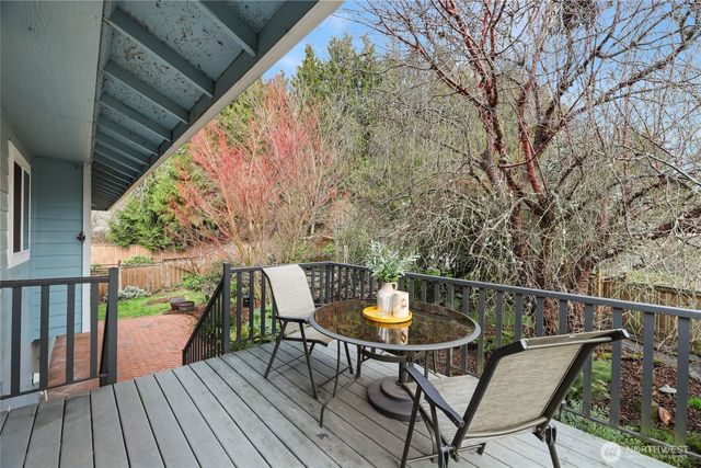 3929 205th Place SW, Lynnwood, WA 98036