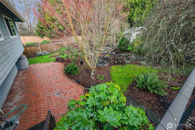 3929 205th Place SW, Lynnwood, WA 98036