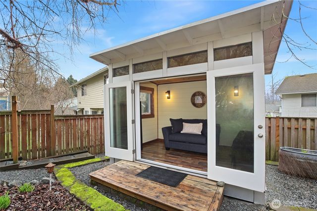 3929 205th Place SW, Lynnwood, WA 98036