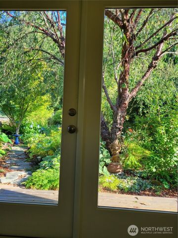 3929 205th Place SW, Lynnwood, WA 98036