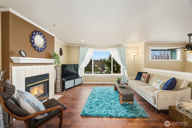 3929 205th Place SW, Lynnwood, WA 98036