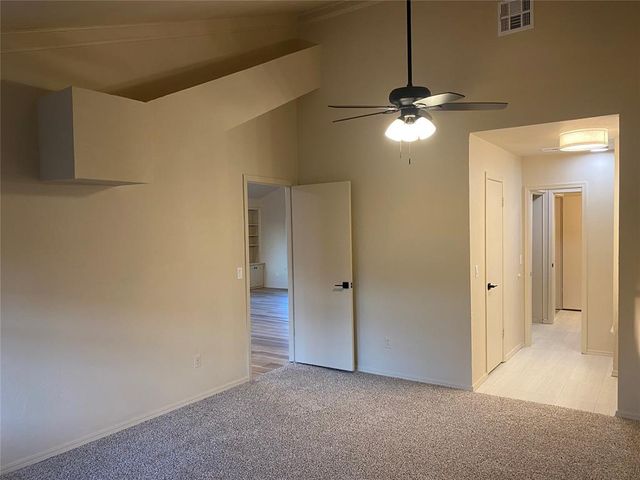 10124 Hefner Village Terrace, Oklahoma City, OK 73162