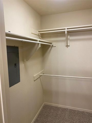 10124 Hefner Village Terrace, Oklahoma City, OK 73162