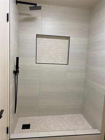 10124 Hefner Village Terrace, Oklahoma City, OK 73162