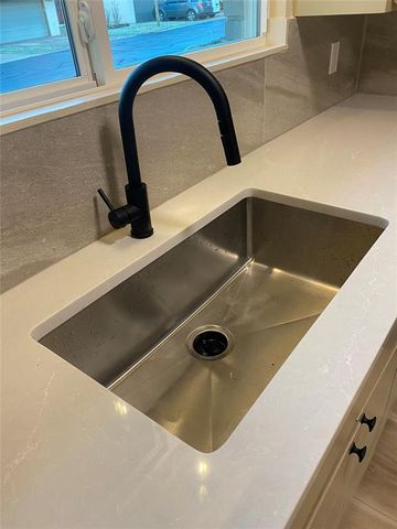 10124 Hefner Village Terrace, Oklahoma City, OK 73162