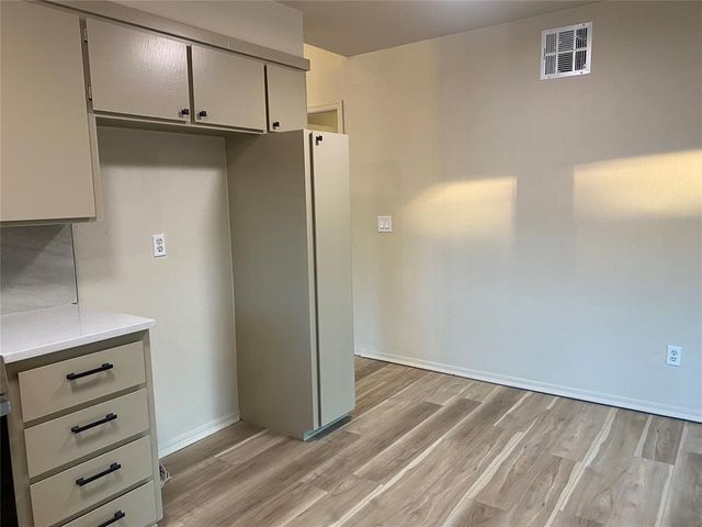 10124 Hefner Village Terrace, Oklahoma City, OK 73162