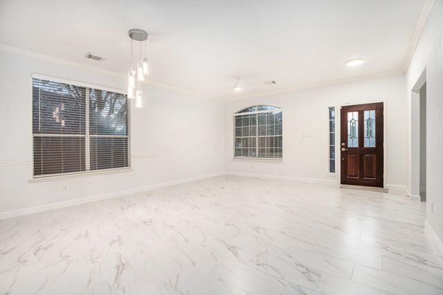 3811 Misty Falls Lane, Friendswood, TX 77546
