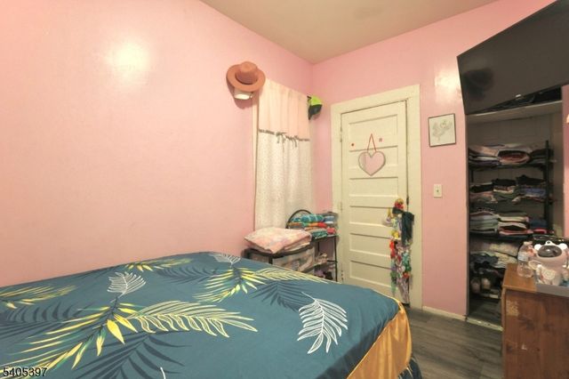 417 Franklin St, Elizabeth City, NJ 07206