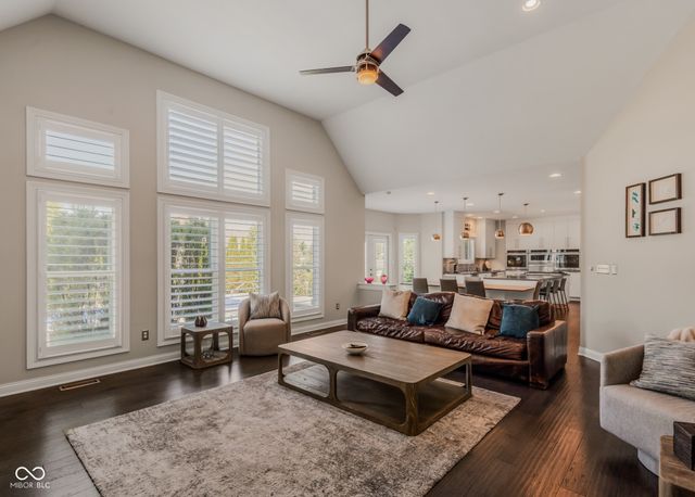 950 Westlake Hills Drive, Columbus, IN 47201