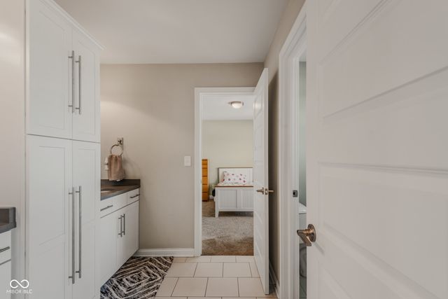 950 Westlake Hills Drive, Columbus, IN 47201