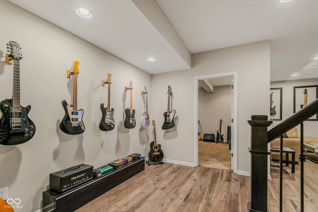 950 Westlake Hills Drive, Columbus, IN 47201
