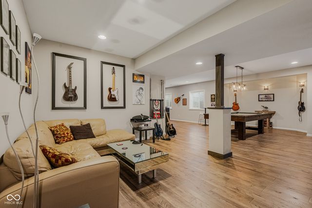 950 Westlake Hills Drive, Columbus, IN 47201