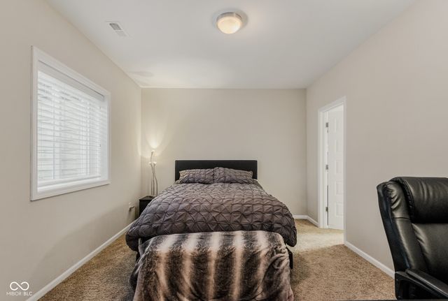 950 Westlake Hills Drive, Columbus, IN 47201