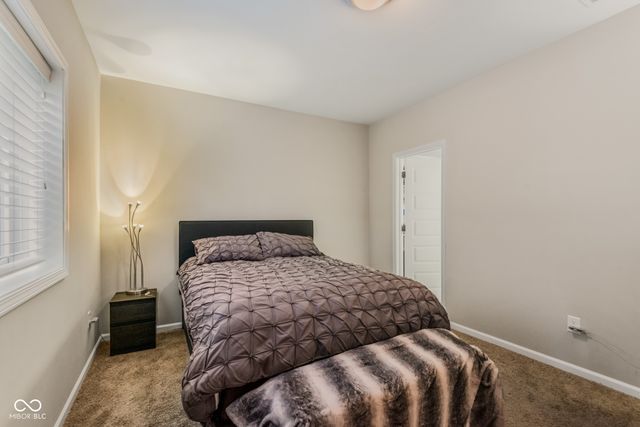 950 Westlake Hills Drive, Columbus, IN 47201
