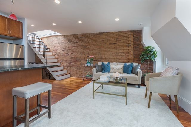 18 Dwight 3, Boston, MA 02118