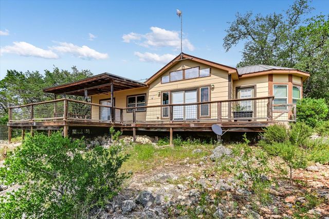 700 CLIFFSIDE RD, Wimberley, TX 78676