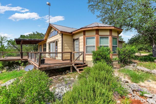 700 CLIFFSIDE RD, Wimberley, TX 78676
