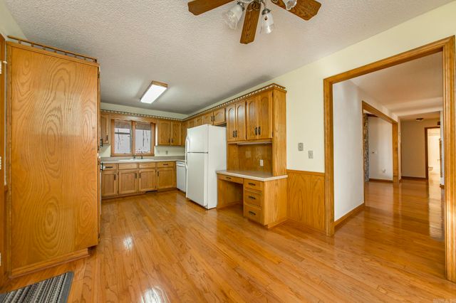 318 Castle Ridge Heights, Fairfield Bay, AR 72088