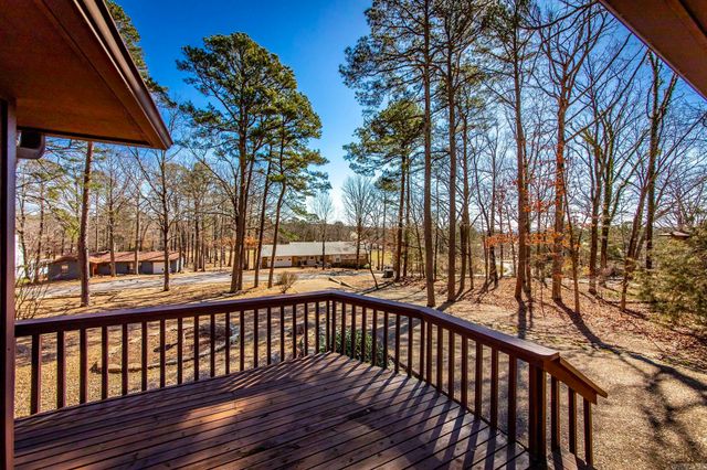 318 Castle Ridge Heights, Fairfield Bay, AR 72088