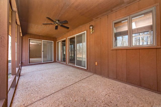 318 Castle Ridge Heights, Fairfield Bay, AR 72088