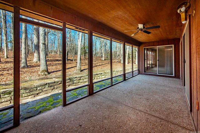 318 Castle Ridge Heights, Fairfield Bay, AR 72088