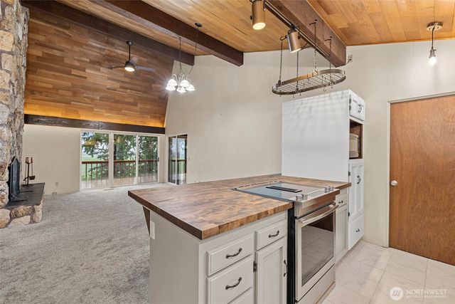 12509 Patricia Lane, Burlington, WA 98233