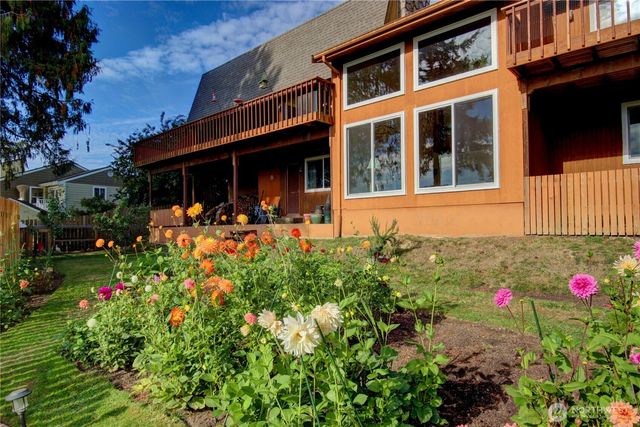 12509 Patricia Lane, Burlington, WA 98233