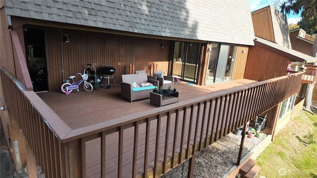 12509 Patricia Lane, Burlington, WA 98233