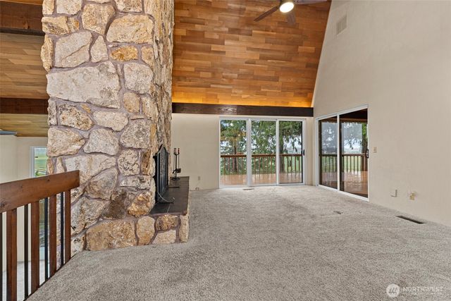 12509 Patricia Lane, Burlington, WA 98233