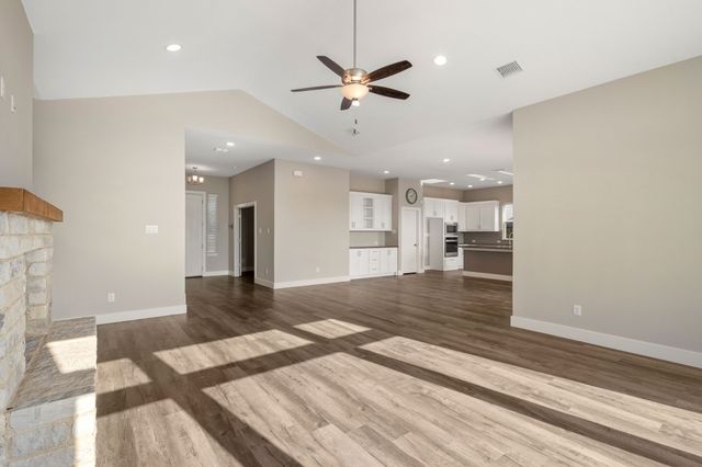 2130 Providence Way, Nevada, TX 75173