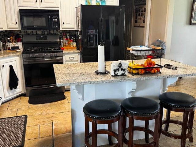 537 Tuck Rd, Lafayette, TN 37083