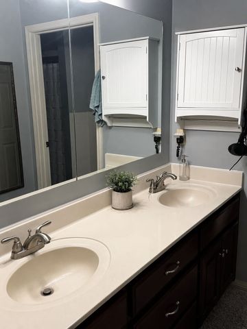 537 Tuck Rd, Lafayette, TN 37083