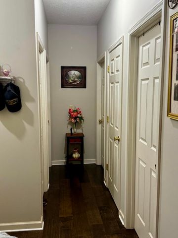 537 Tuck Rd, Lafayette, TN 37083