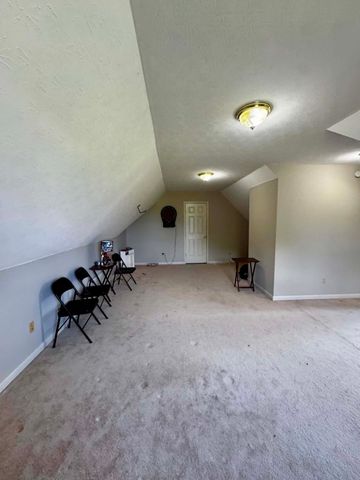 537 Tuck Rd, Lafayette, TN 37083