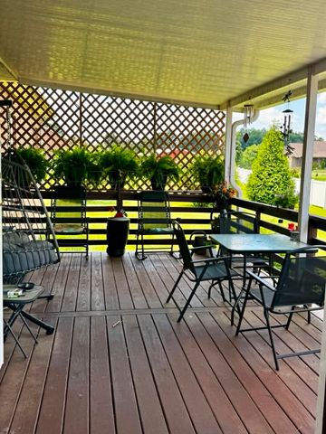 537 Tuck Rd, Lafayette, TN 37083