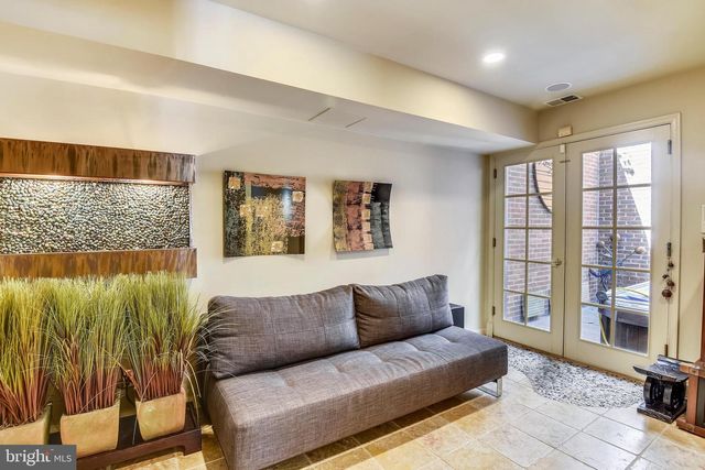 317 S UNION ST, Alexandria, VA 22314
