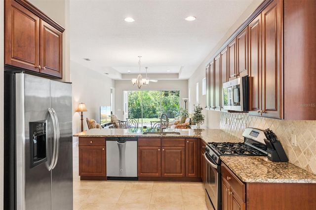 430 CYPRESS HILLS WAY, Deland, FL 32724