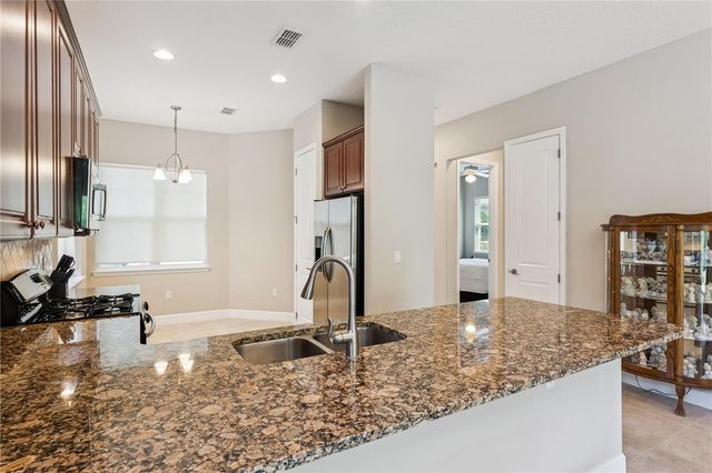430 CYPRESS HILLS WAY, Deland, FL 32724