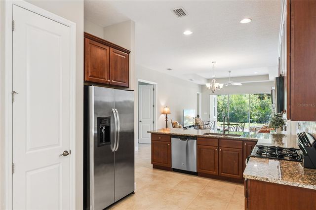 430 CYPRESS HILLS WAY, Deland, FL 32724