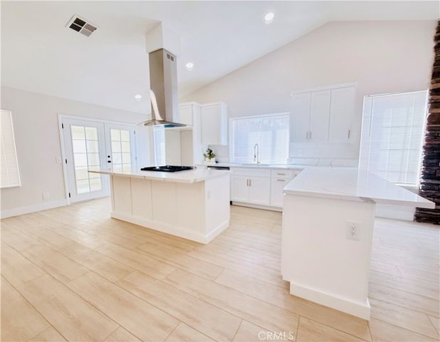 19415 SWEETWOOD Lane, Lake Elsinore, CA 92530