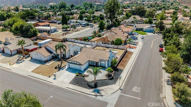 19415 SWEETWOOD Lane, Lake Elsinore, CA 92530
